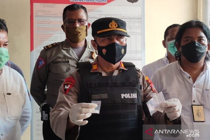 Attachment for Puluhan Polisi Selundup Naik Bentor saat Gerebek Sarang Narkoba di Pancur Batu, Tembak 2 Kali