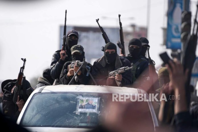 Attachment for Hamas Tak Akan Serahkan Senjata Sebelum Palestina Merdeka