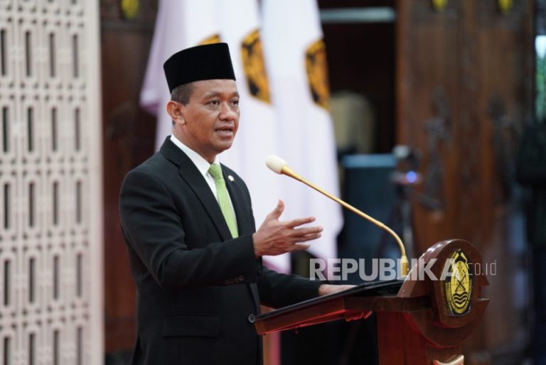 Bahlil Kritik Kebijakan Etanol di BBM
