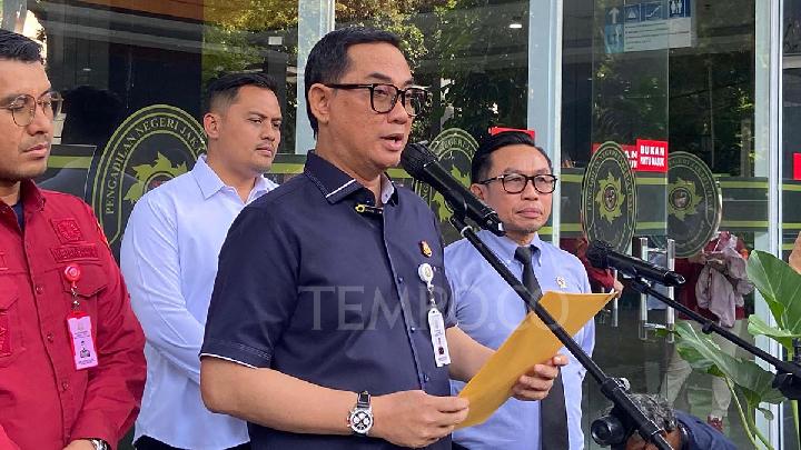 Kejaksaan Serahkan Berkas 9 Tersangka Korupsi Pertamina ke Pengadilan