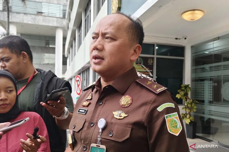 Kasus Korupsi Rp300 Triliun, Kejagung Sita 42 Ribu Ton Timah dan Zirkon