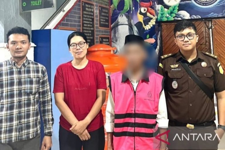 Kades Rarampadende Ditahan Setelah Jadi Tersangka Korupsi Dana Desa