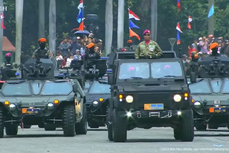 Puan Maharani Ingatkan Militer Tingkatkan Pertahanan di Era Modern