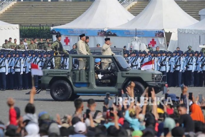 Attachment for Prabowo Ingatkan TNI: Bersama Rakyat, Tidak Pernah Tenggelam