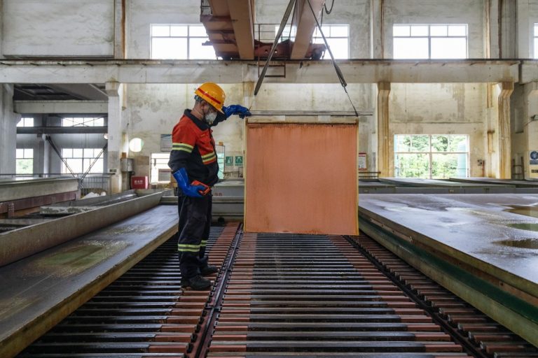 Kinerja PMI Manufaktur China Menurun Lagi, 6 Bulan Beruntun
