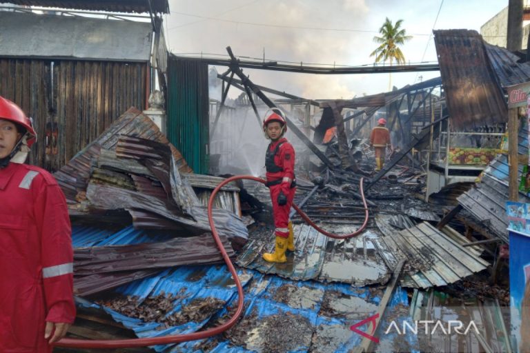 Rumah Hangus Terbakar, Warga Mengadu ke Pramono Minta Pengganti