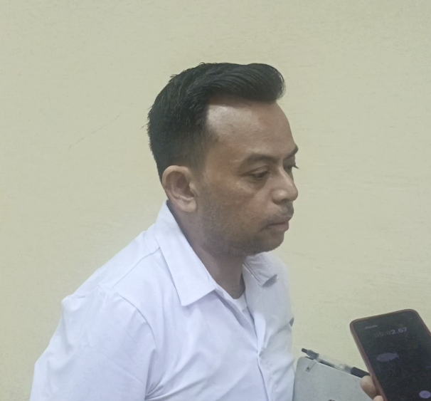 Mantan Direktur PT Asabaru Dayacipta Lestari, M. Reza Arpiansyah saat meninggalkan Ruang Sidang Tipikor Banjarmasin, setelah Pembacaan Vonis Majelis Hakim. (FOTO:ANW/RFCI)