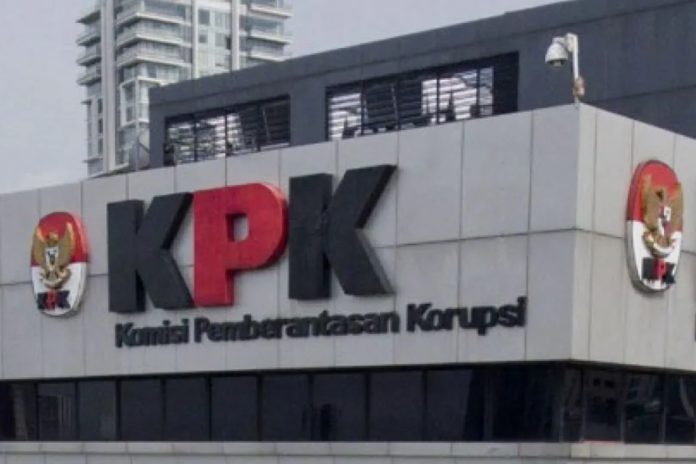 Attachment for KPK Periksa 5 Tersangka Korupsi Dana Hibah Jatim, Petunjuk Penahanan Menguat Setelah Se tahun Mangkrak