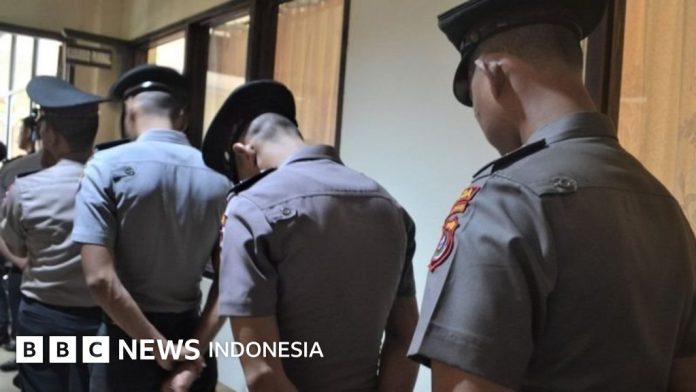 Attachment for Video Penyiksaan Tahanan Tersebar, Mantan Pengacara Militer Israel Ditangkap