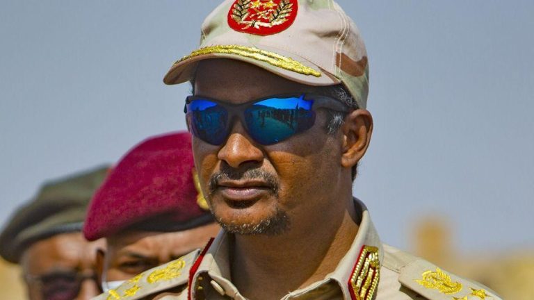 Siapa Mohamed Hamdan Dagalo, Pemimpin Militer yang Mendominasi Sudan?