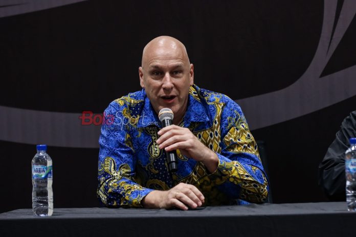 Attachment for Alexander Zwiers Ungkap Alasan Pilih Nova Arianto Jadi Pelatih Timnas U-20 Indonesia