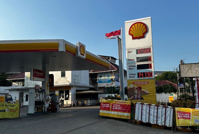Attachment for Daftar SPBU Shell yang Menyediakan Shell Super Hari Ini