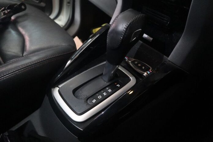 Attachment for Saat Macet, Pilih D atau N di Mobil Matik?
