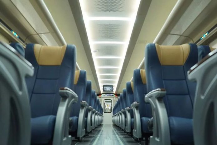 Attachment for Kereta Ekonomi Generasi Baru untuk Liburan Desember: Nyaman, Modern, dan Hemat