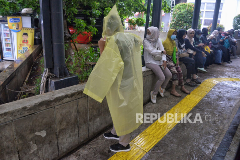 Prakiraan Cuaca Sukoharjo, Senin 13 April 2026: Siapkan Payung, Hujan Diprediksi