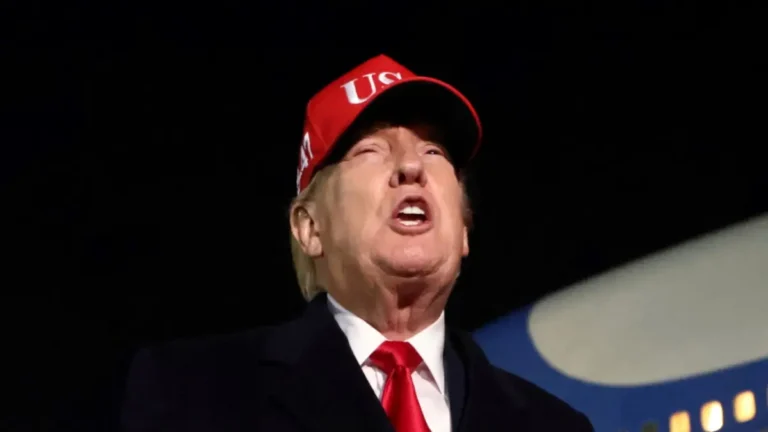 Trump Ancam Serang Iran Jika Kesepakatan Nuklir Gagal, Selat Hormuz Jadi Taruhan